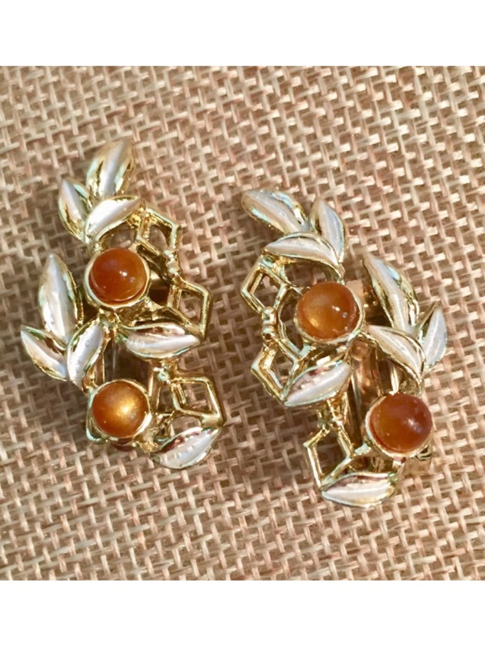 Vintage Mic Century Leaf Design Clip Earrings Judy Lee